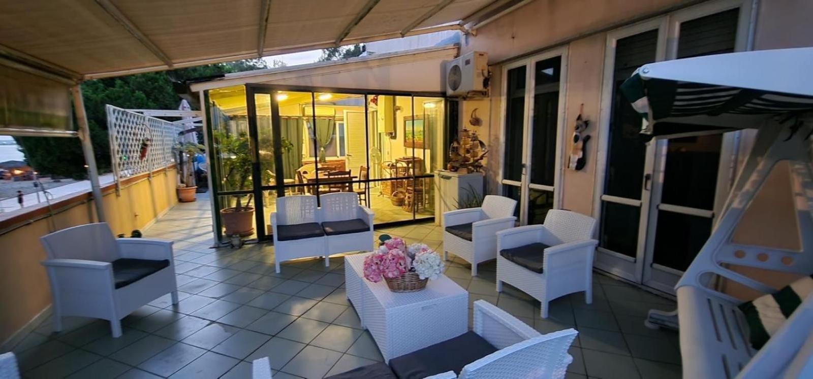 La Terrazza Sul Mare Apartment Торе Гранде Екстериор снимка